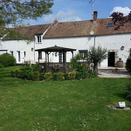 La Longere Des Glycines Bed & Breakfast Egligny Exterior photo